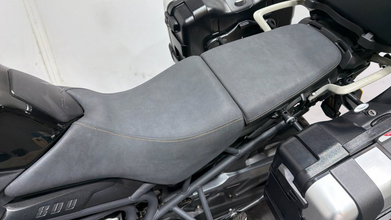 Triumph Tiger 800 (12MY)
